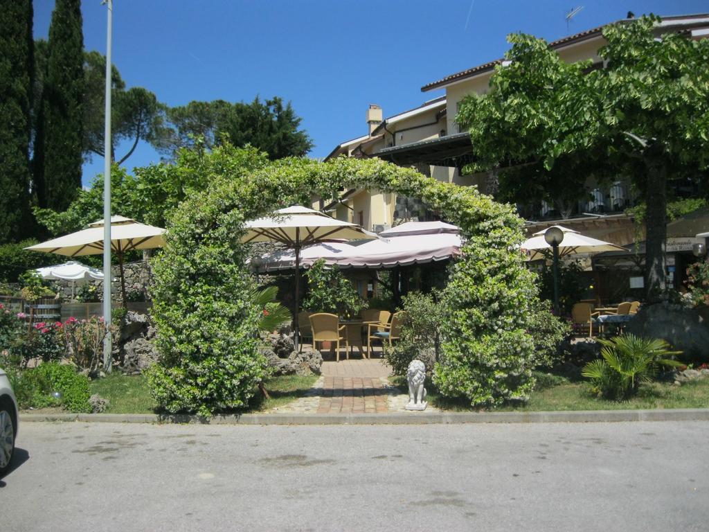 Hotel Rosati Чиуси Екстериор снимка
