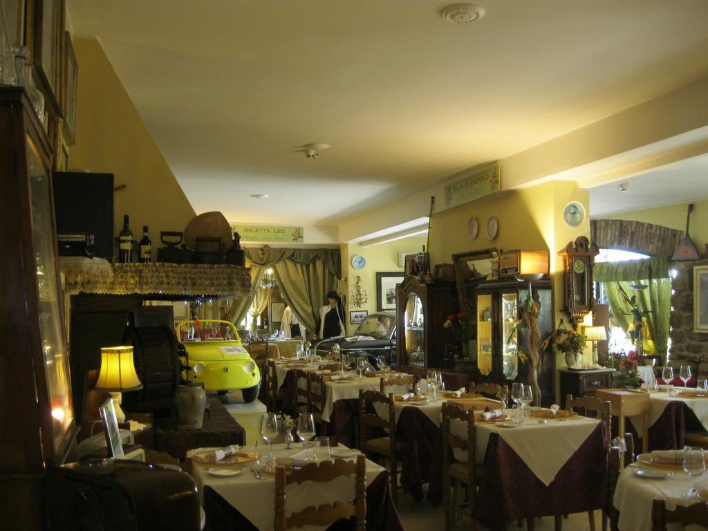 Hotel Rosati Чиуси Екстериор снимка
